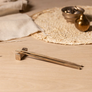 A Large Chopstick Rest